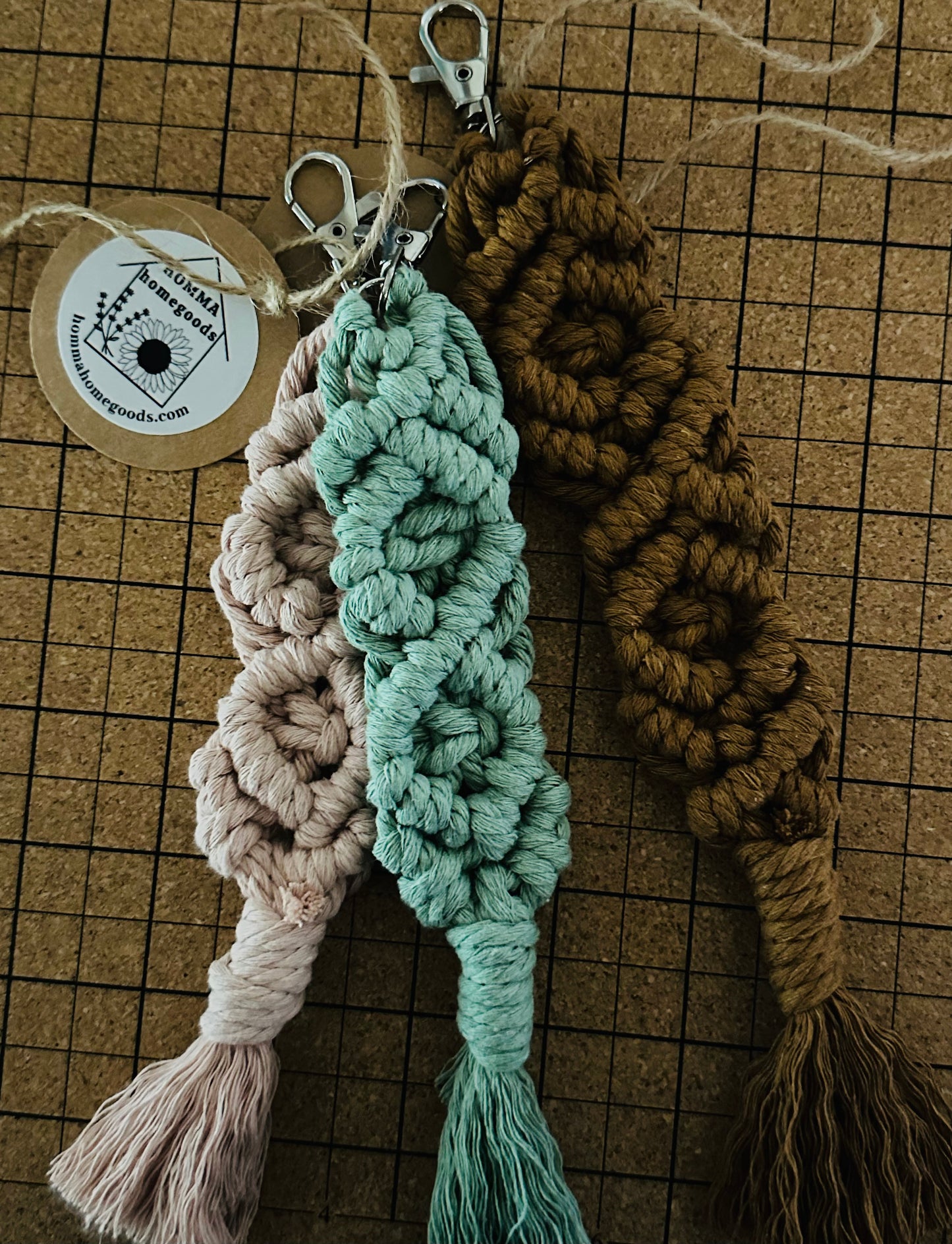 Macramé keychain